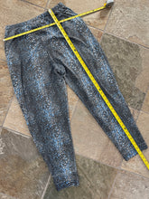 Load image into Gallery viewer, Vintage Houston Oilers Zubaz Football Pants, Size XL