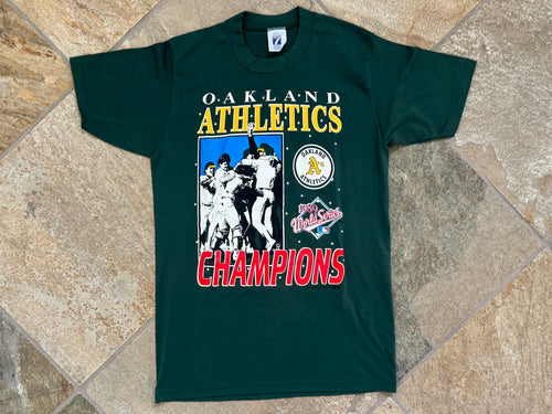 Vintage Oakland Athletics 1989 World Series Logo 7 Baseball TShirt, Size Medium