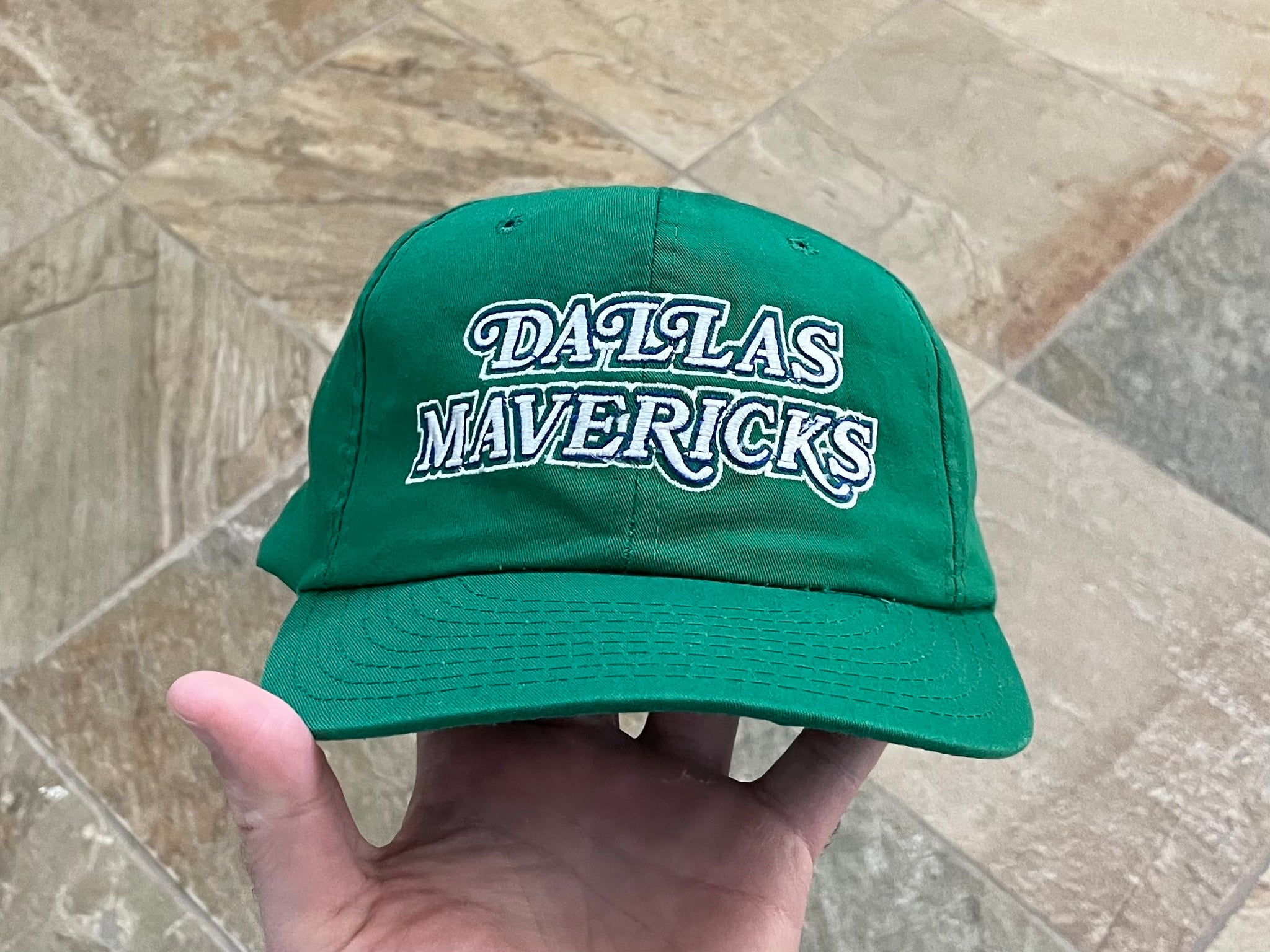 Refurbished Vintage Hat Designs | Vintage Dallas Snapback Hat