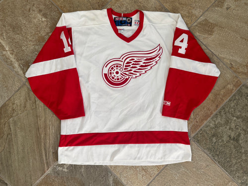 Vintage Detroit Red Wings Brendan Shanahan CCM Hockey Jersey, Size XL