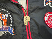 Load image into Gallery viewer, Vintage Detroit Red Wings Pro Player Hockey Jacket, Size Medium