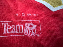 Load image into Gallery viewer, Vintage San Francisco 49ers Salem Football TShirt, Size Medium