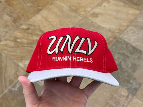 Vintage UNLV Runnin’ Rebels Sports Specialties Script Snapback College Hat