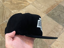 Load image into Gallery viewer, Vintage Los Angeles Kings American Needle Snapback Hockey Hat