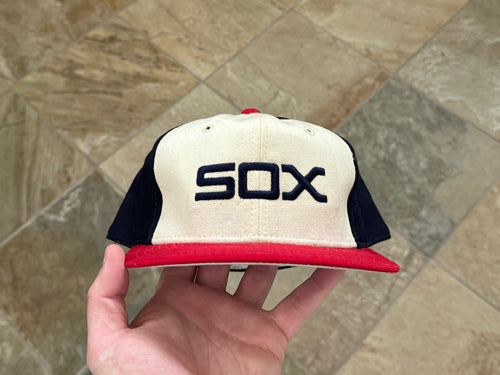 Vintage Chicago White Sox Sports Specialties Pro Fitted Baseball Hat, Size 7 3/8