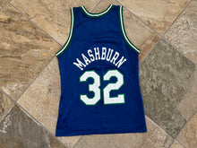 Load image into Gallery viewer, Vintage Dallas Mavericks Jamal Mashburn Champion Basketball Jersey, Size 40, Medium