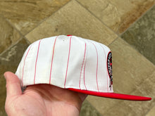 Load image into Gallery viewer, Vintage Georgia Bulldogs Starter Pinstripe Snapback College Hat