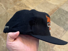 Load image into Gallery viewer, Vintage San Francisco Giants Signature Eds West Snapback Baseball Hat