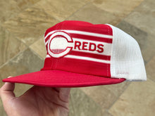 Load image into Gallery viewer, Vintage Cincinnati Reds Youngan Snapback Baseball Hat