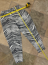 Load image into Gallery viewer, Vintage Los Angeles Raiders Zubaz Football Pants, Size Medium