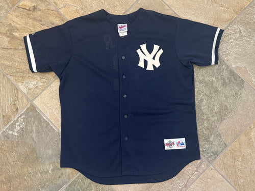 Vintage New York Yankees Derek Jeter Majestic Baseball Jersey, Size XL