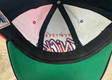 Load image into Gallery viewer, Vintage New York Knicks Starter Tri Power Snapback Basketball Hat
