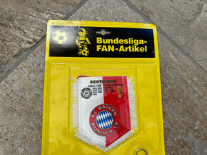 Vintage Bundesliga FAN Artikel FC Bayern Munich Soccer Pennant Set ###