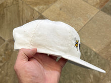 Load image into Gallery viewer, Vintage Minnesota Vikings Snapback Football Hat