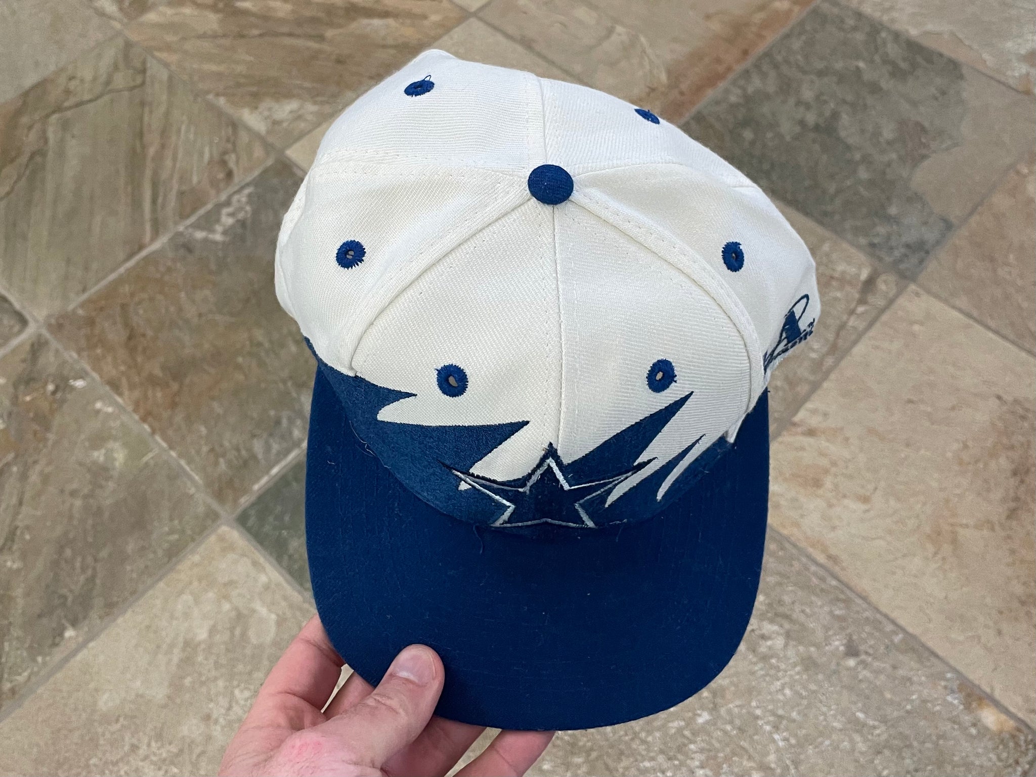 Vintage Dallas Cowboys Logo Athletic Sharktooth Snapback Football Hat –  Stuck In The 90s Sports