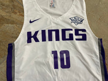 Load image into Gallery viewer, Sacramento Kings Frank Mason III Game Worn Nike Basketball Jersey, Size Large