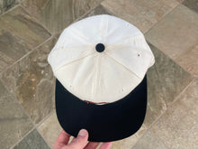 Load image into Gallery viewer, Vintage San Francisco Giants New Era Pro Fitted Baseball Hat, Size 6 7/8