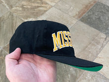 Load image into Gallery viewer, Vintage Missouri Tigers Starter Arch Snapback College Hat