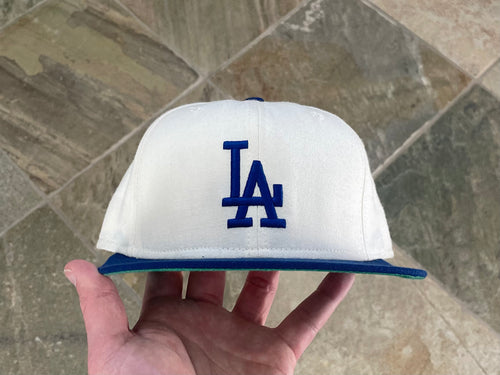 Vintage Los Angeles Dodgers New Era Pro Fitted Baseball Hat, Size 6 5/8