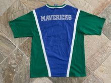 Load image into Gallery viewer, Vintage Dallas Mavericks Champion Shooting Shirt Basketball Jersey, Size Large
