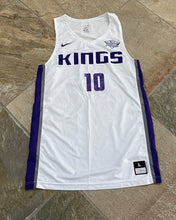 Load image into Gallery viewer, Sacramento Kings Frank Mason III Game Worn Nike Basketball Jersey, Size Large