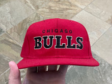 Load image into Gallery viewer, Vintage Chicago Bulls Starter Snapback Basketball Hat