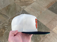 Load image into Gallery viewer, Vintage San Francisco Giants New Era Pro Fitted Baseball Hat, Size 6 7/8