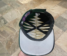 Load image into Gallery viewer, Vintage Green Bay Packers Starter Shockwave Strapback Football Hat