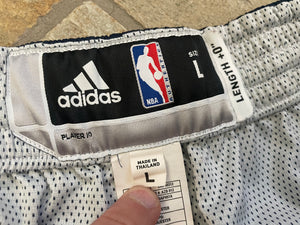 New Orleans Pelicans Teams Issued Adidas Basketball Shorts, Size Large