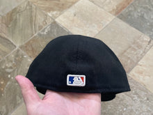 Load image into Gallery viewer, Vintage New York Mets Ike Davis Game Worn New Era Pro Fitted Baseball Hat