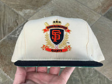 Load image into Gallery viewer, Vintage San Francisco Giants American Needle Snapback Baseball Hat