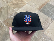 Load image into Gallery viewer, Vintage New York Mets Ike Davis Game Worn New Era Pro Fitted Baseball Hat