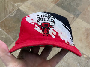 Vintage Chicago Bulls Logo Athletic Splash Snapback Basketball Hat