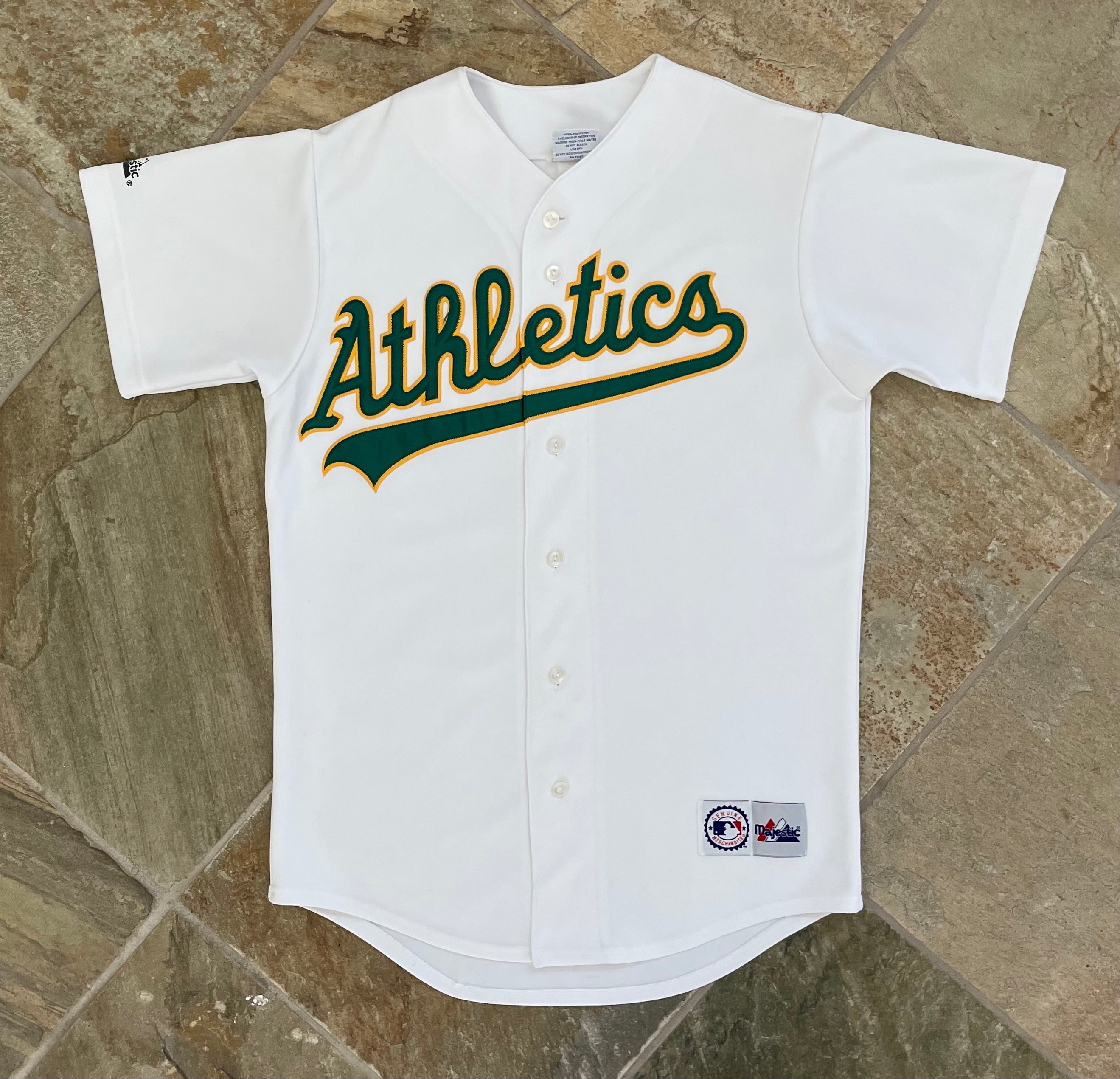 Vintage Oakland Athletics Majestic Baseball Jersey, Size Medium – Stuck In  The 90s Sports