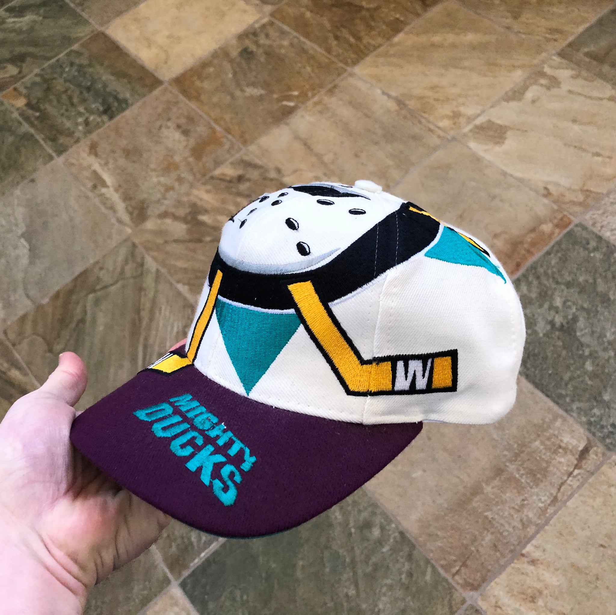 Vintage 90s Mighty DUCKS of Anaheim Snapback Hat Official 