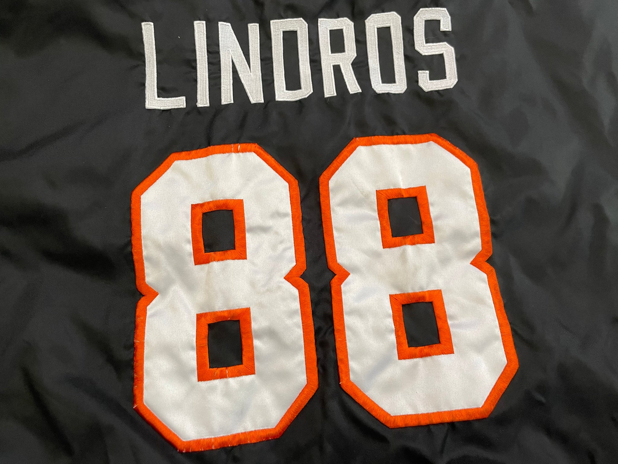 90's Eric Lindros Philadelphia Flyers Starter Black NHL Jersey