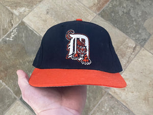 Vintage Detroit Tigers New Era Fitted Pro Baseball Hat, Size 6 3/4
