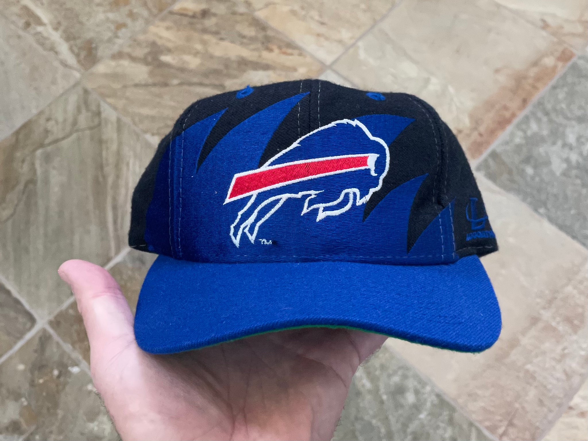 90's Buffalo Bills Logo Athletic Sharktooth NFL Snapback Hat NEW – Rare VNTG