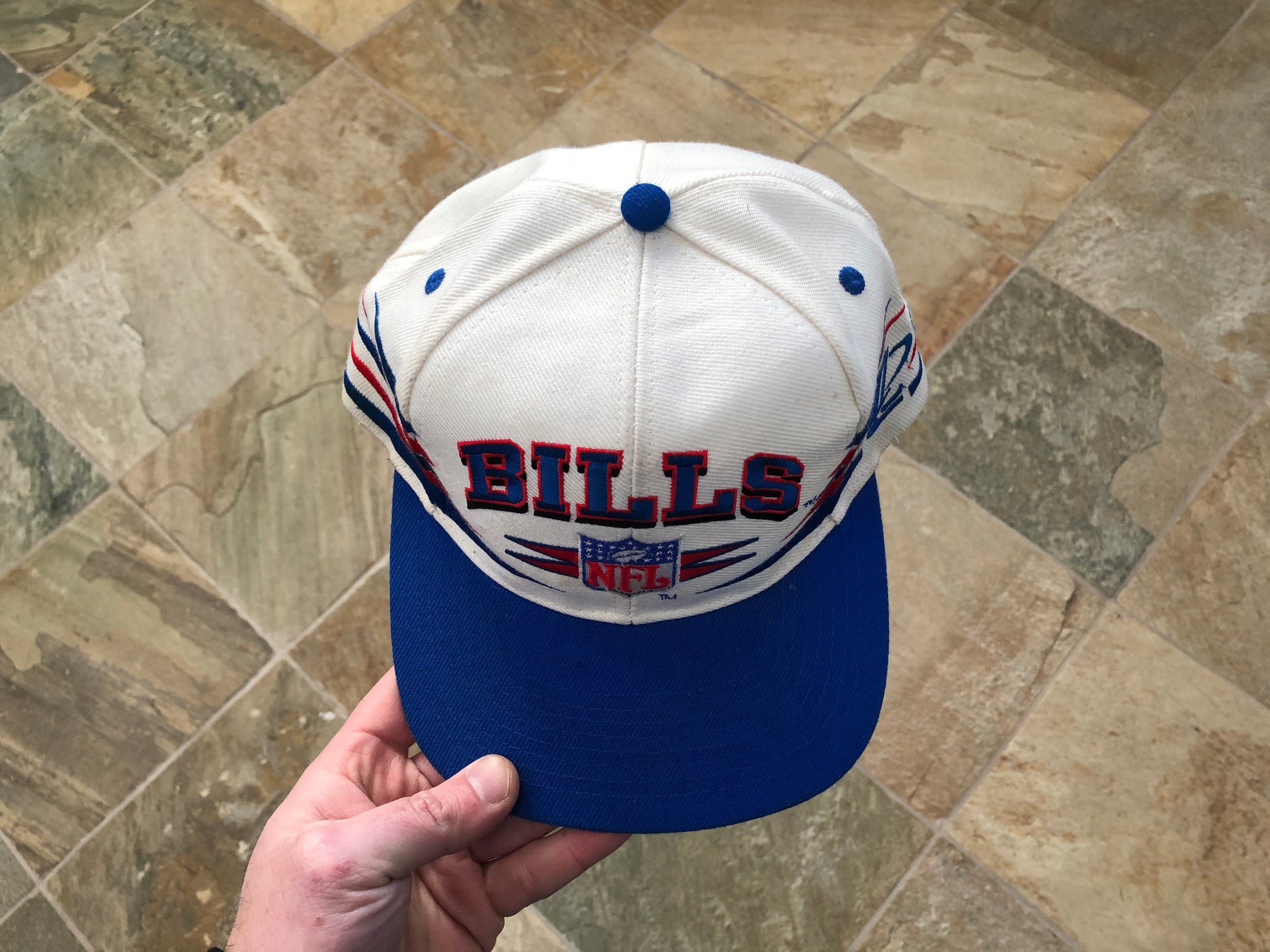 Vintage 1990s Buffalo Bills NFL Logo Athletic Diamond Snap Back