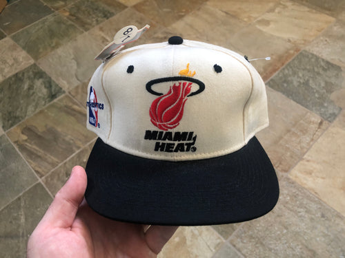 Vintage Miami Heat Sports Specialties Plain Logo Fitted Basketball Hat, Size 7 1/8