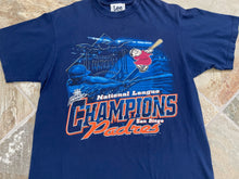 Load image into Gallery viewer, Vintage San Diego Padres 1998 Champions Lee Baseball Tshirt, Size Medium