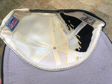 Load image into Gallery viewer, Vintage Pittsburgh Steelers Logo Athletic Splash Snapback Football Hat