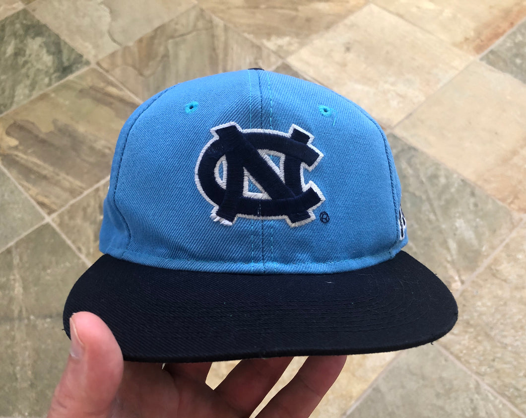 Vintage North Carolina Tarheels Sports Specialties Side Script Wave Snapback College Hat