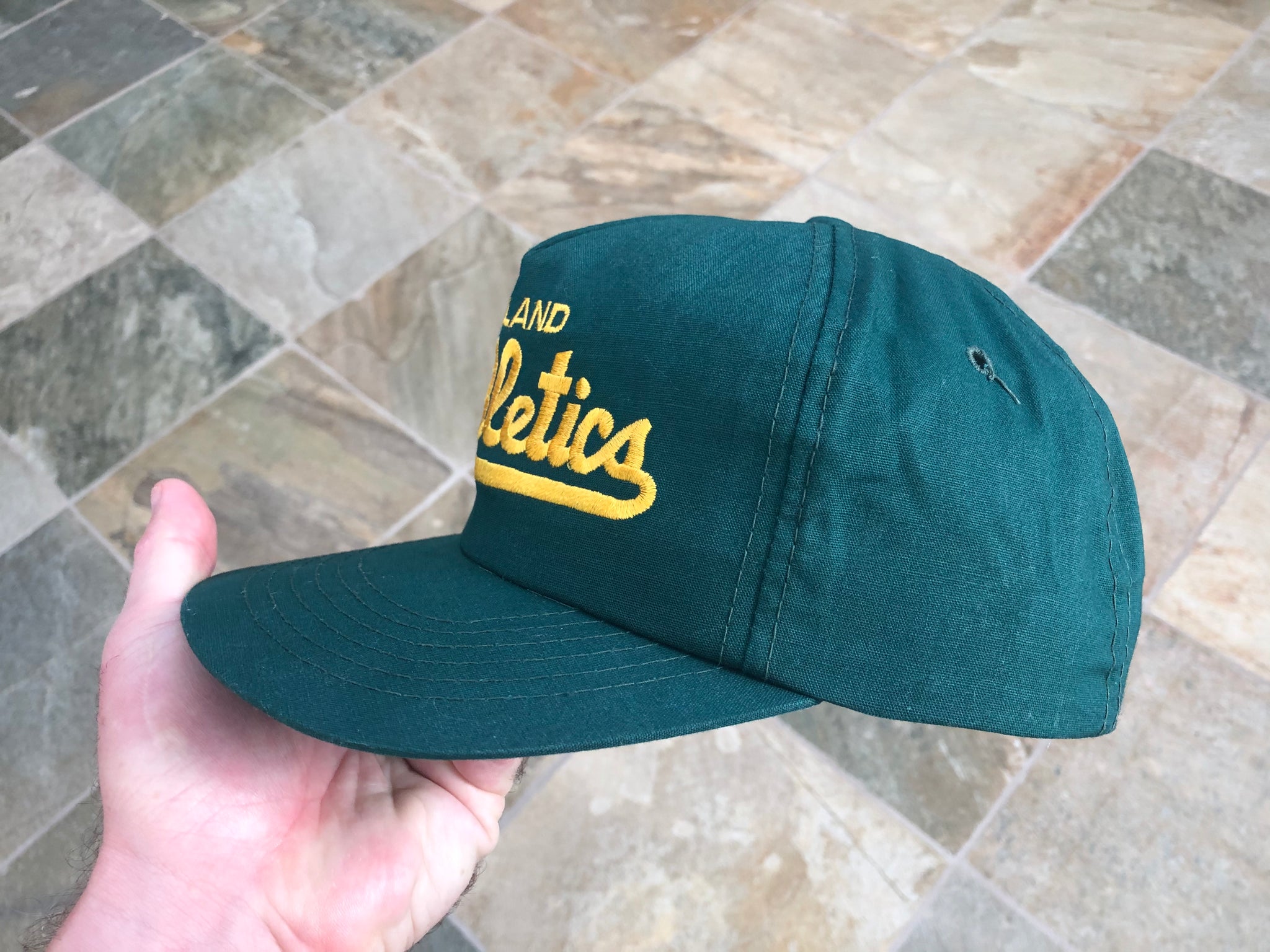 Oakland ATHLETICS Original Vintage 90s Snapback Hat Official