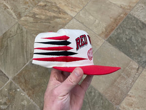 Vintage Detroit Red Wings Logo Athletic Diamond Snapback Hockey Hat