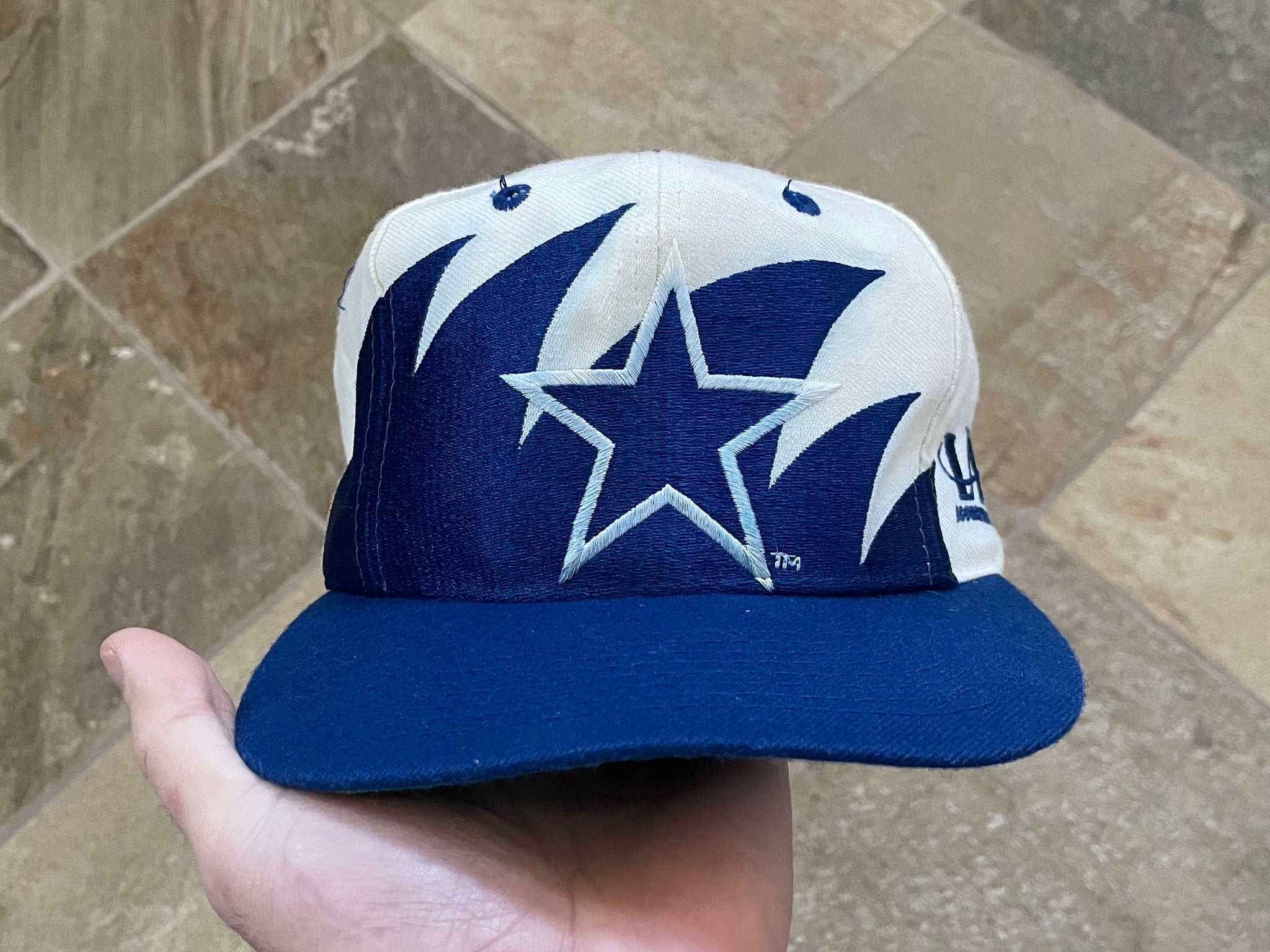 Vintage Dallas Cowboys Logo Athletic Sharktooth Snapback Football Hat –  Stuck In The 90s Sports