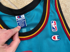 Champion sweater outlet size chart nba