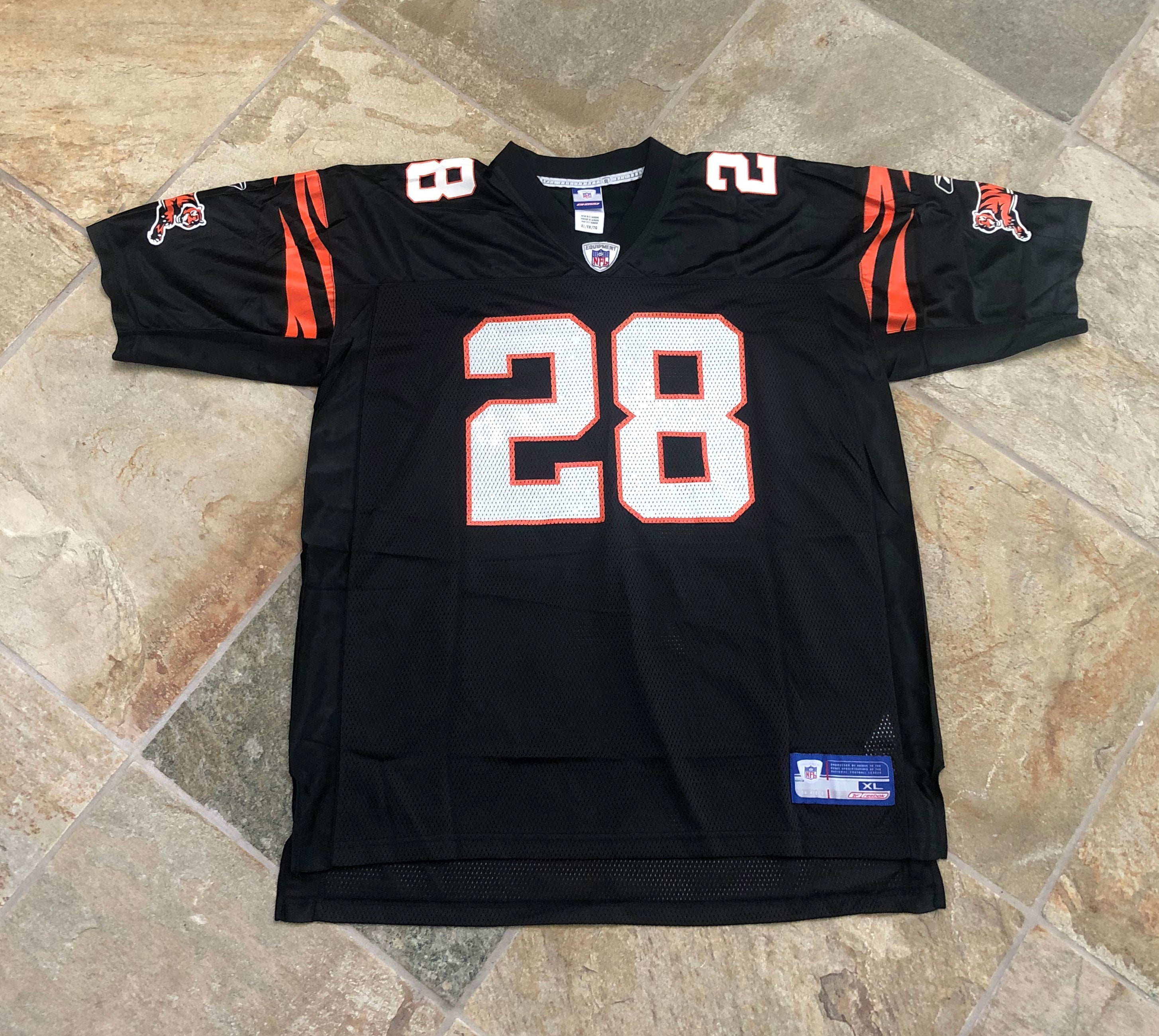 Corey Dillon Cincinnati Bengals REEBOK size L mesh throwback jersey for  Sale in Cranston, RI - OfferUp