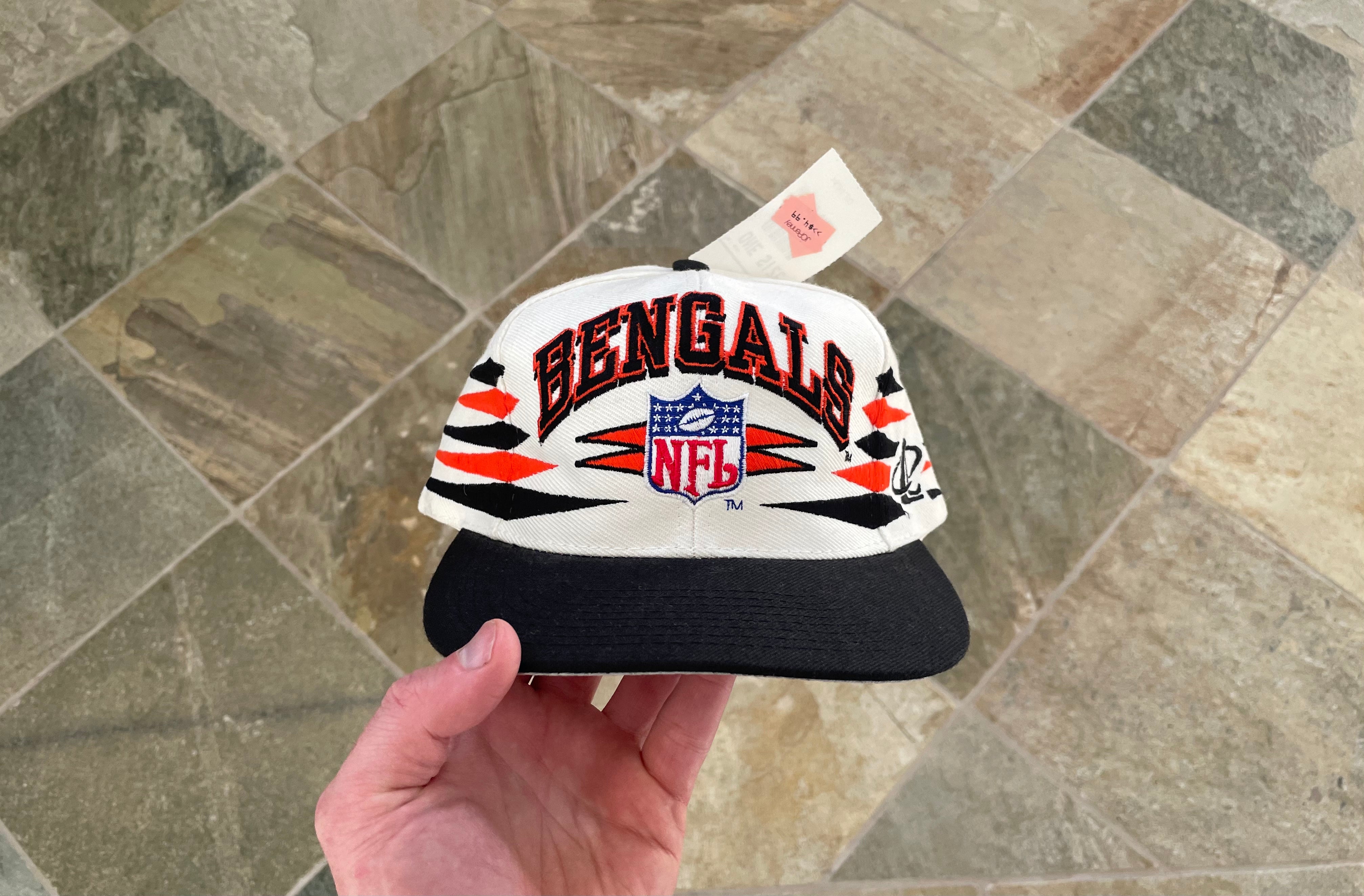 Vintage Cincinnati Bengals Logo Athletic Diamond Snapback Football Hat –  Stuck In The 90s Sports