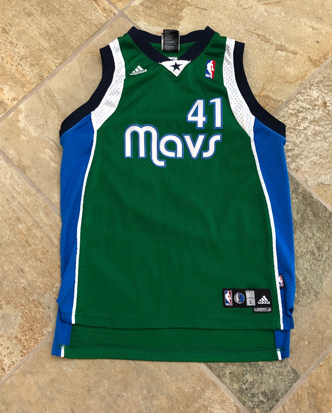 Dallas Mavericks Dirk Nowitzki Adidas Youth Basketball Jersey, Size La –  Stuck In The 90s Sports